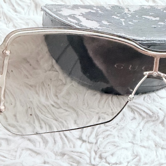 Gucci 1825S Logo Shield Sunglasses main image 9